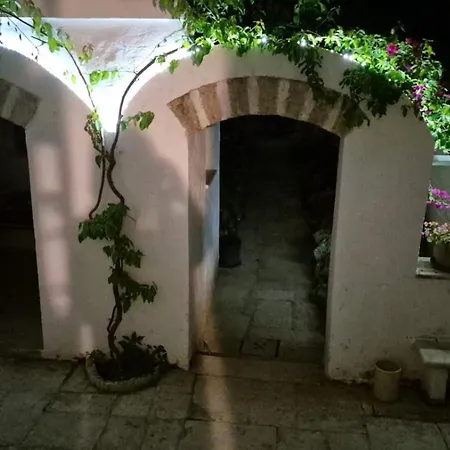 Soavis Garden In Downtown 2 Bedrooms Μπάρι